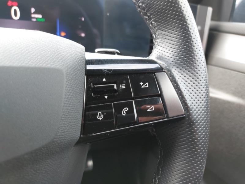 Used Vauxhall Astra 2023 for sale - 77837840: Photo 13