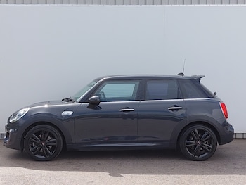 Used MINI Cooper 2019 for sale - 78455827: Photo
