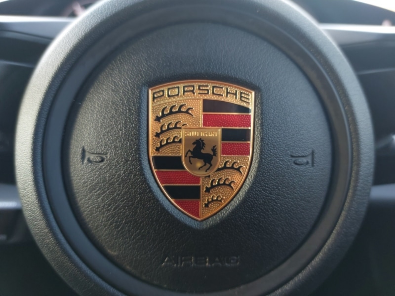 Used Porsche Taycan 2022 for sale - 77358032: Photo 13