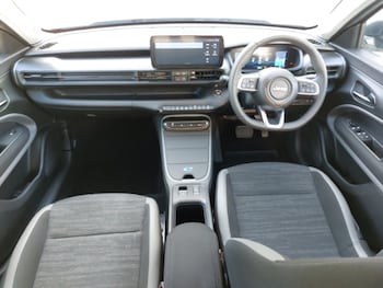 Used Jeep Avenger 2024 for sale - 78467442: Photo