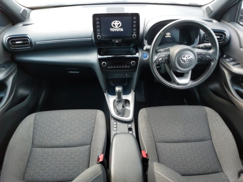 Used Toyota Yaris Cross 2022 for sale - 76321496: Photo 2