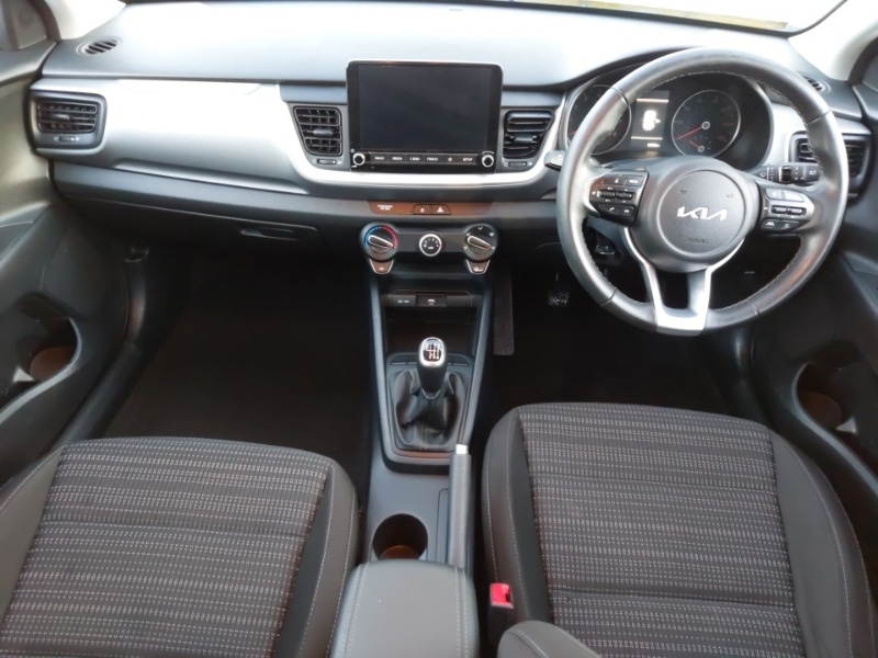 Used Kia Stonic 2021 for sale - 77108235: Photo 2