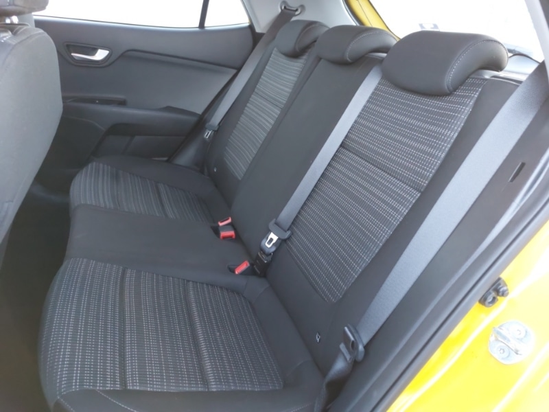 Used Kia Stonic 2021 for sale - 77108235: Photo 6