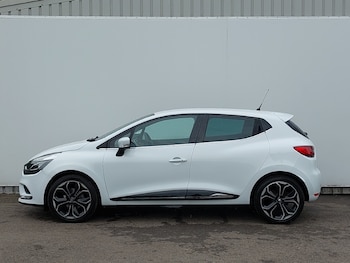 Used Renault Clio 2019 for sale - 79361142: Photo