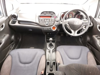 Used Honda Jazz 2014 for sale - 78071369: Photo