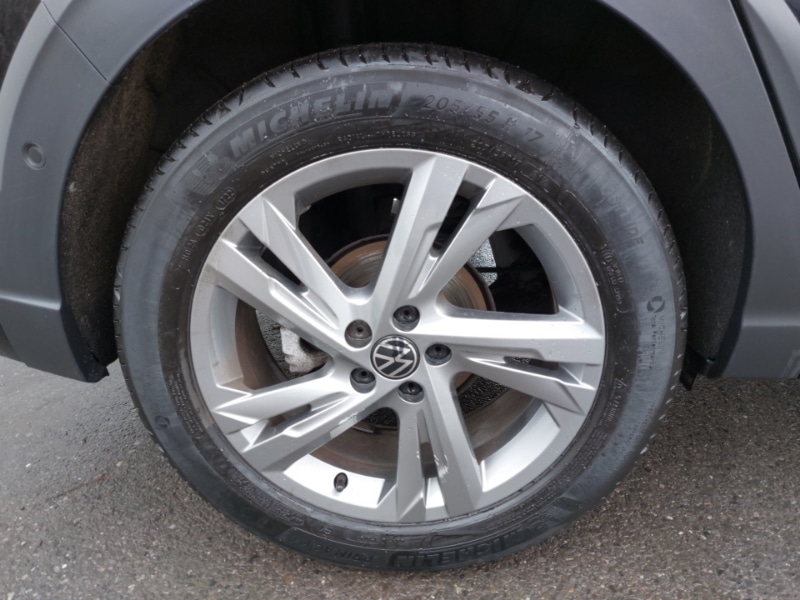 Used Volkswagen Taigo 2022 for sale - 77338000: Photo 12