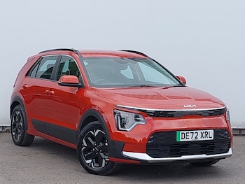 2022 - 150kW 2 65kWh 5dr Auto