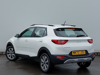 Used Kia Stonic 2022 for sale - 75989409: Photo