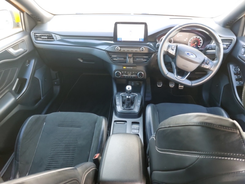 Used Ford Focus 2020 for sale - 77947953: Photo 2