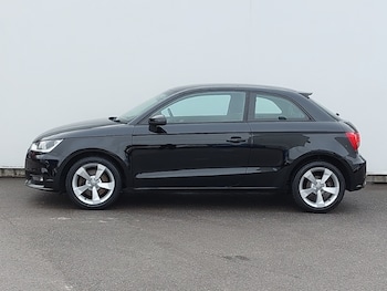 Used Audi A1 2017 for sale - 77531034: Photo