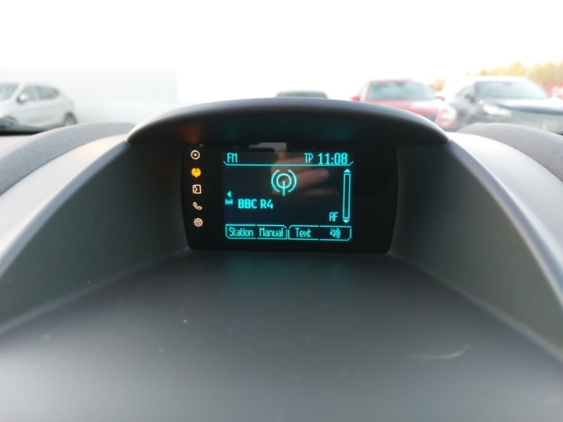 Used Ford Fiesta 2015 for sale - 76630488: Photo 15