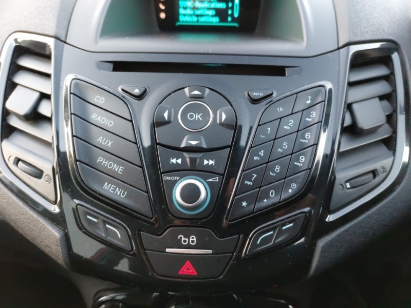 Used Ford Fiesta 2015 for sale - 76630488: Photo 18