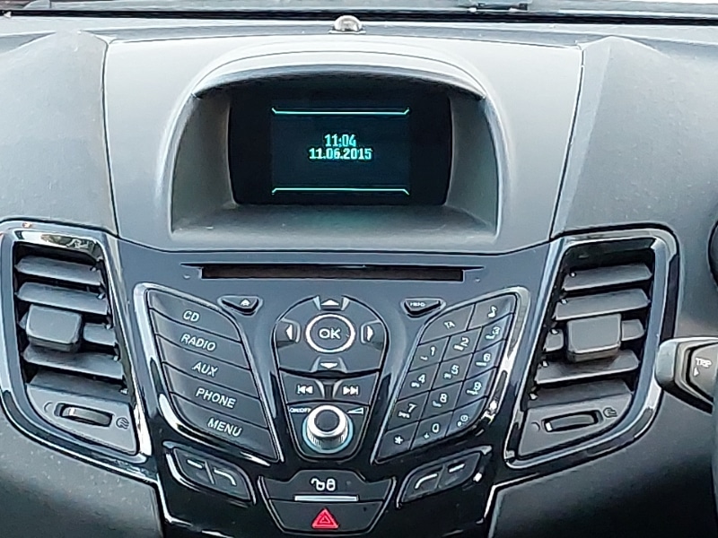 Used Ford Fiesta 2015 for sale - 76630488: Photo 7