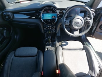 Used MINI Hatch 2023 for sale - 79025465: Photo