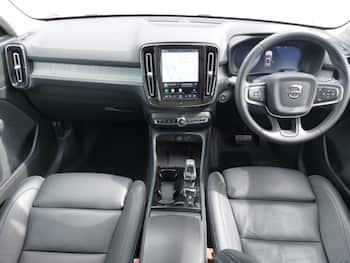 Used Volvo XC40 2025 for sale - 79659781: Photo