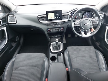 Used Kia Ceed 2019 for sale - 79336415: Photo