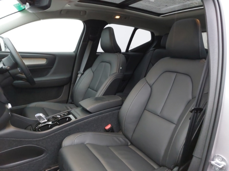 Used Volvo XC40 2025 for sale - 77466551: Photo 5