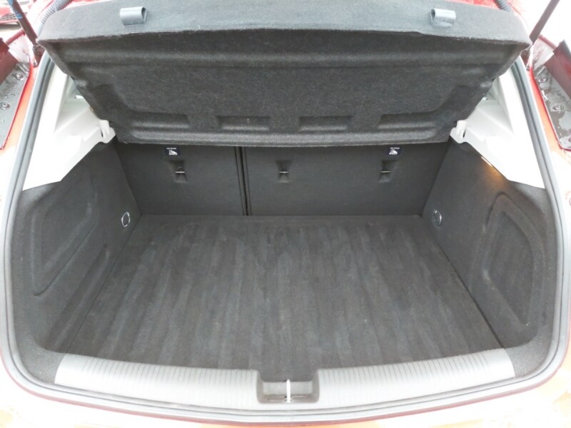 Used Vauxhall Astra 2017 for sale - 77433800: Photo 8