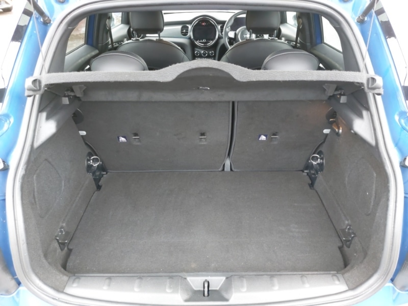 Used MINI Hatch 2023 for sale - 76465351: Photo 8