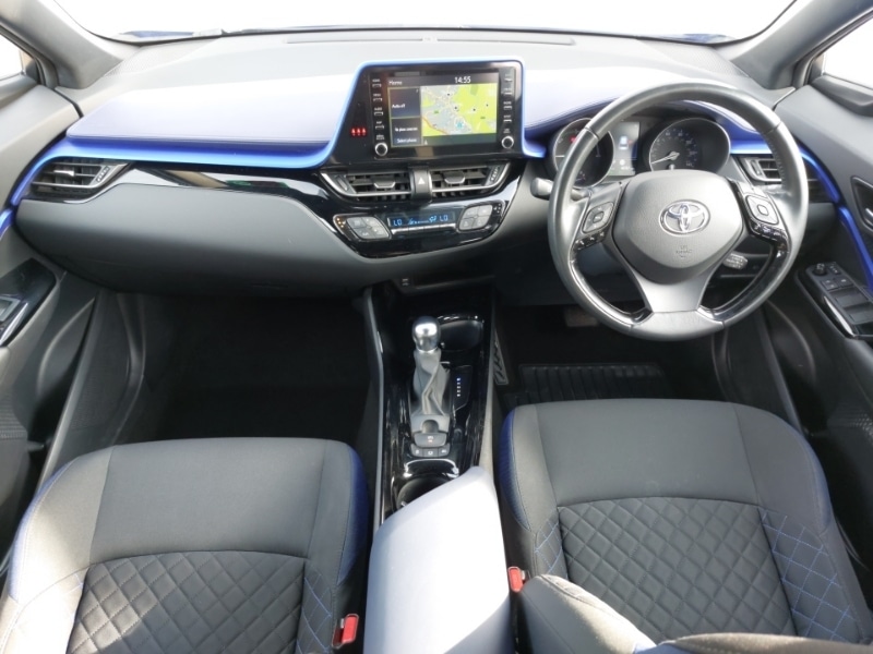 Used Toyota C-HR 2021 for sale - 77947916: Photo 2