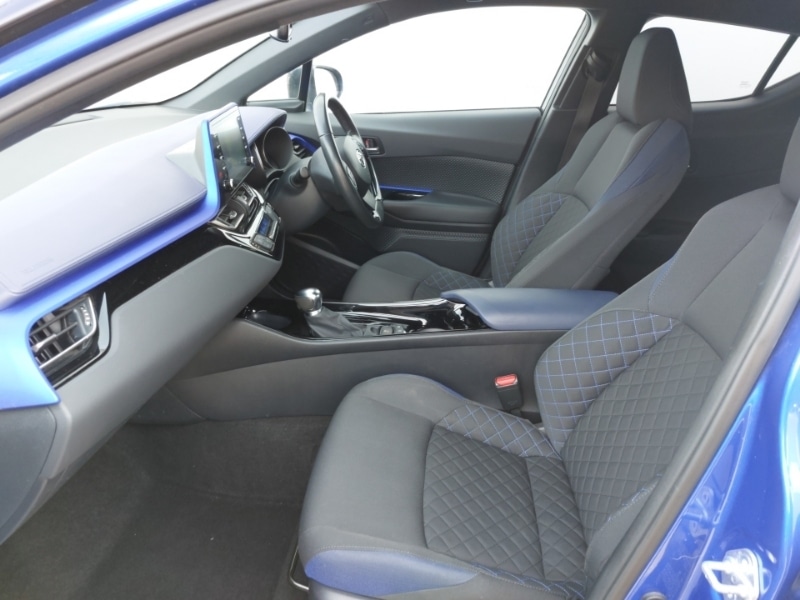 Used Toyota C-HR 2021 for sale - 77947916: Photo 5