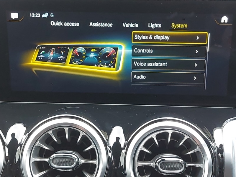Used Mercedes-Benz EQB 2022 for sale - 76354452: Photo 17