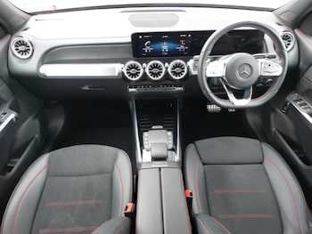 Used Mercedes-Benz EQB 2022 for sale - 76354452: Photo
