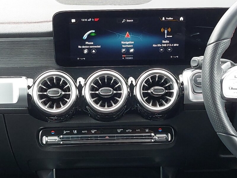 Used Mercedes-Benz EQB 2022 for sale - 76354452: Photo 7