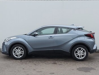 Used Toyota C-HR 2021 for sale - 78259191: Photo