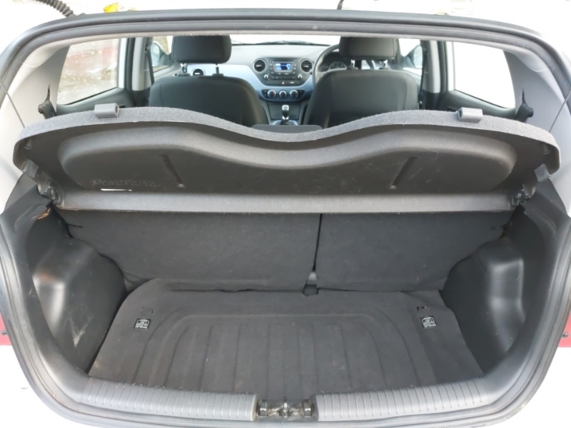 Used Hyundai i10 2016 for sale - 76954839: Photo 8