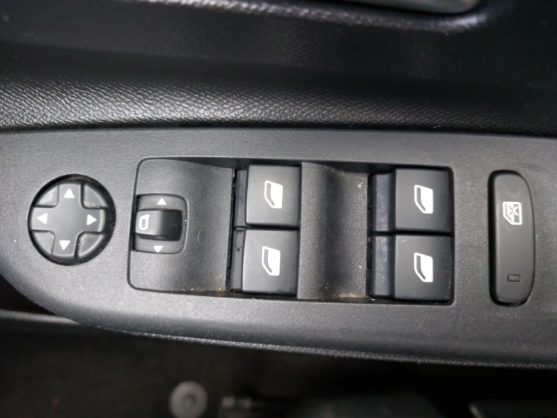 Used Vauxhall Corsa 2023 for sale - 76854023: Photo 18