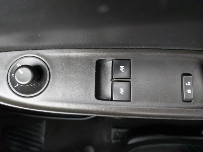 Used Vauxhall Viva 2016 for sale - 77564360: Photo 18