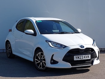 Used Toyota Yaris 2023 for sale - 78361025: Photo