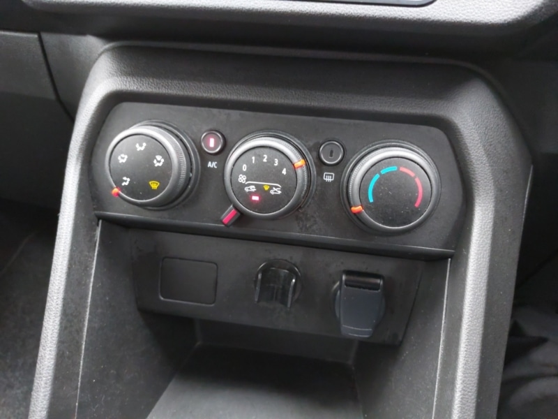 Used Dacia Sandero Stepway 2023 for sale - 77644966: Photo 19