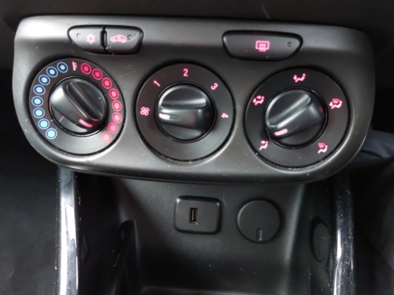 Used Vauxhall ADAM 2016 for sale - 77767632: Photo 19