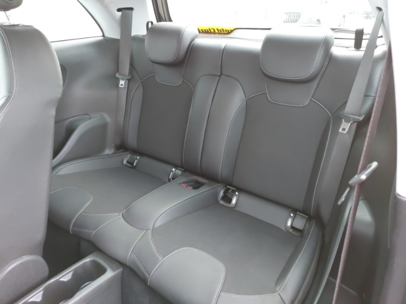 Used Vauxhall ADAM 2016 for sale - 77767632: Photo 6