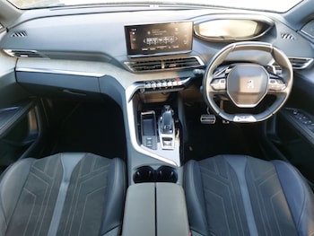 Used Peugeot 5008 2022 for sale - 76579505: Photo