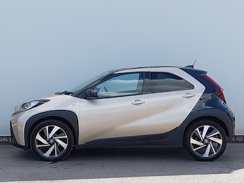 Used Toyota Aygo X 2022 for sale - 76244177: Photo