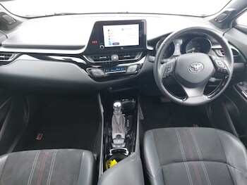 Used Toyota C-HR 2023 for sale - 78490469: Photo