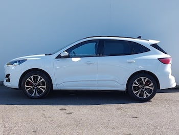 Used Ford Kuga 2023 for sale - 79844444: Photo