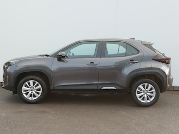 Used Toyota Yaris Cross 2023 for sale - 77419134: Photo