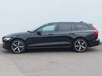 Used Volvo V60 2023 for sale - 78460592: Photo