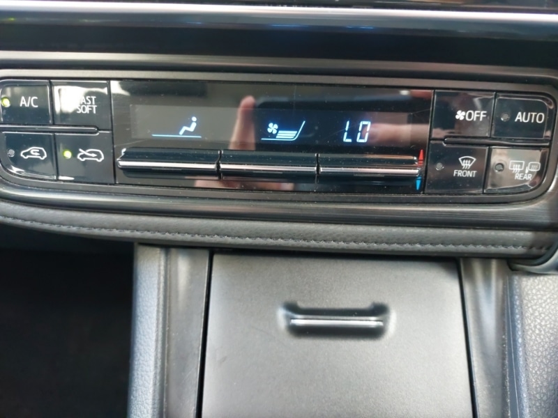 Used Toyota Auris 2017 for sale - 76403904: Photo 17