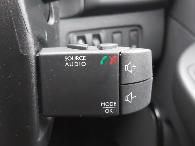 Used Renault Clio 2019 for sale - 77624018: Photo 18