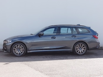 Used BMW 3 Series 2022 for sale - 75926063: Photo