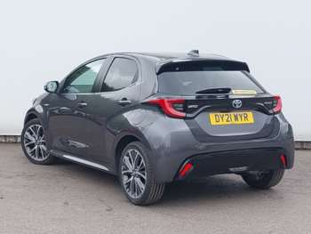Used Toyota Yaris 2021 for sale - 75198200: Photo