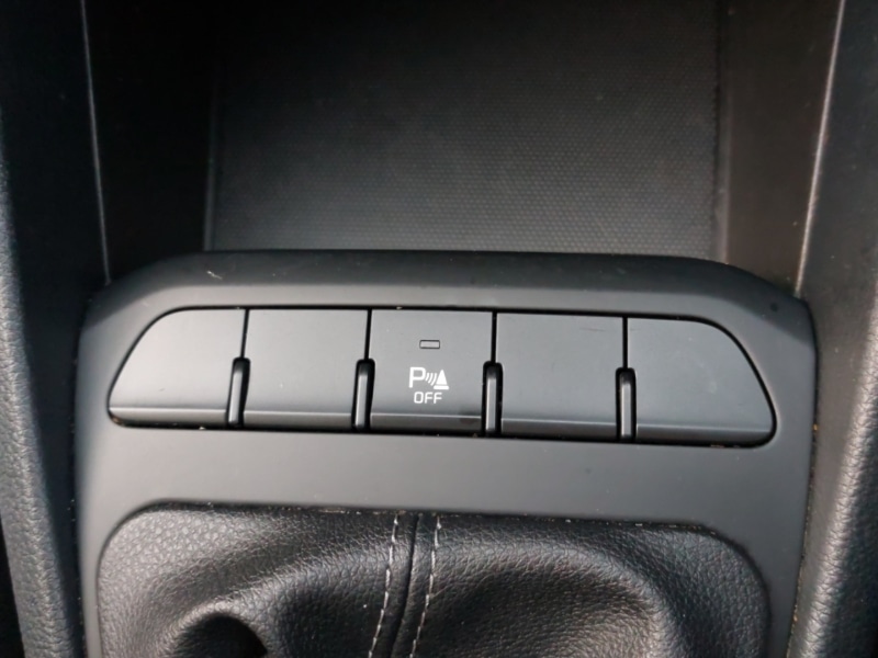 Used Kia Stonic 2022 for sale - 76700006: Photo 18