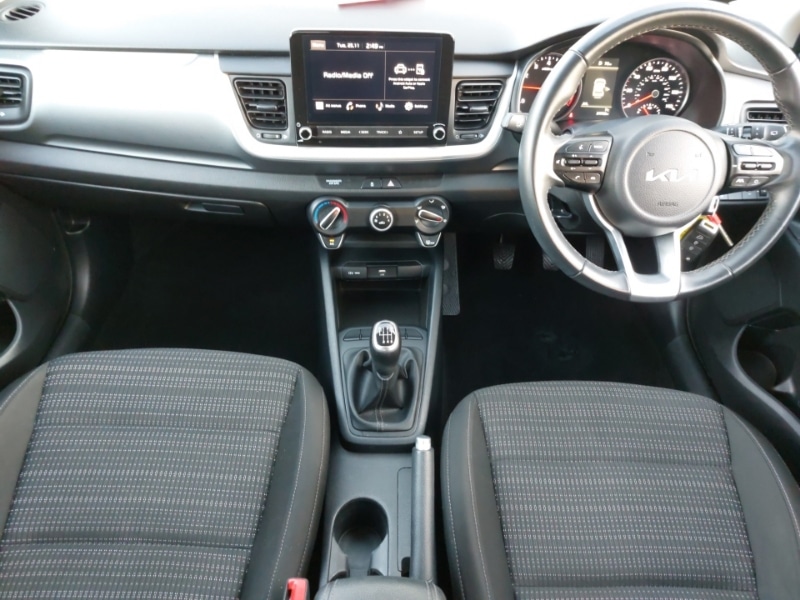 Used Kia Stonic 2022 for sale - 76700006: Photo 2