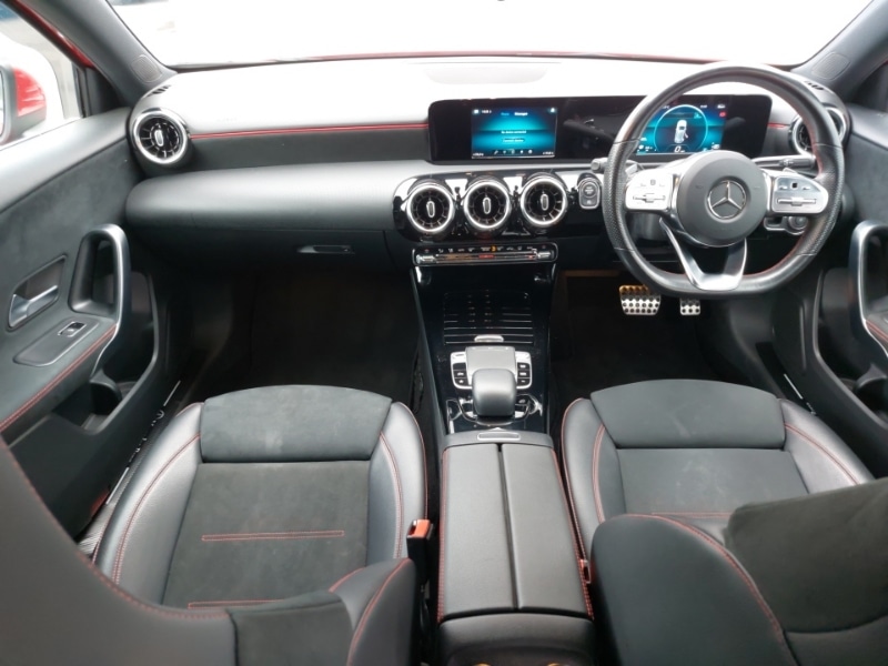 Used Mercedes-Benz A-Class 2018 for sale - 76354433: Photo 2