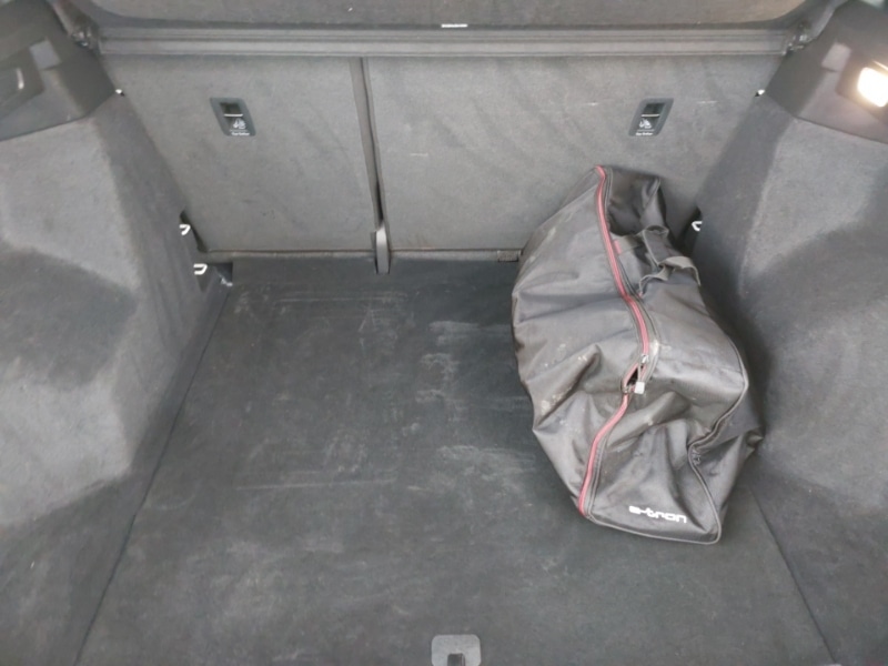 Used Audi Q4 e-tron 2022 for sale - 77108233: Photo 8